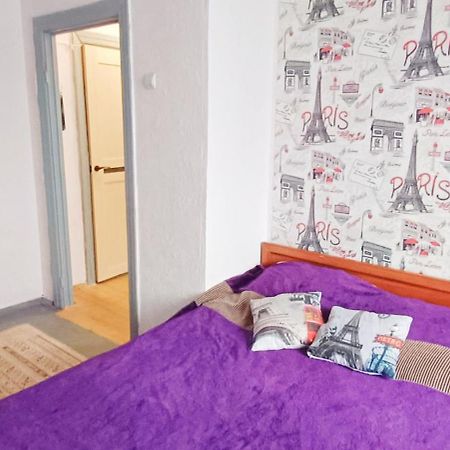 Apartment On Vadim Hetman Street 38 - Industrial Bridge Kiev Exteriör bild